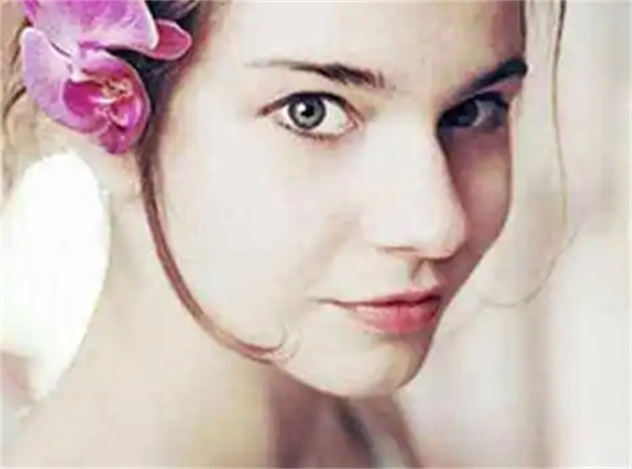 ӿ\(yn)@Nˣc(din)СX(qin)һ(wn)ٲۣ