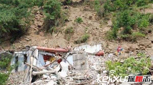 四大汶川靈異事件絕密檔案,女孩竟被死去的好友附身
